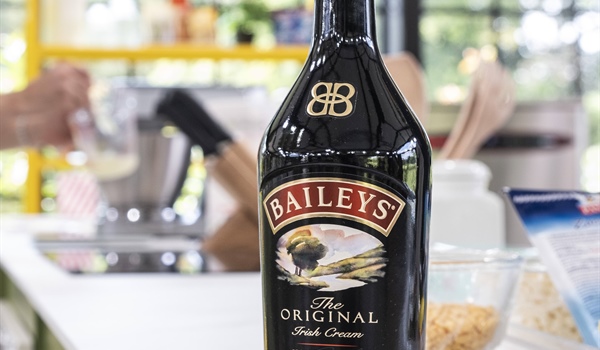 Il Baileys torna a Bake off Italia